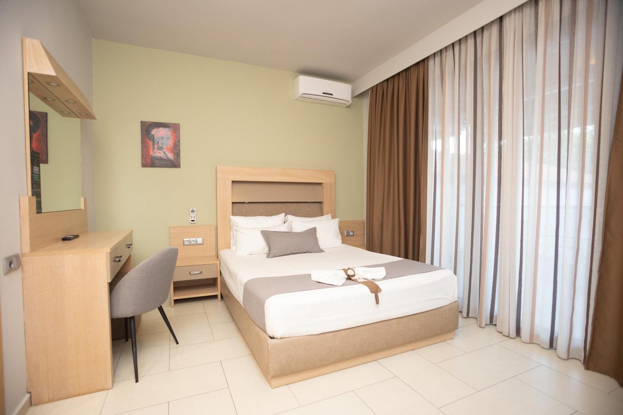 Amalia Center Apartamento Vrasná Exterior foto